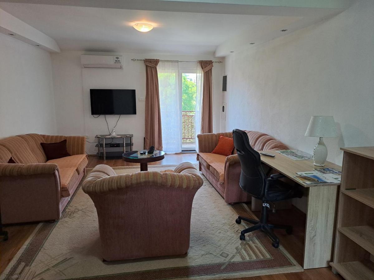 Apartments Mirkovic Cetinje Luaran gambar