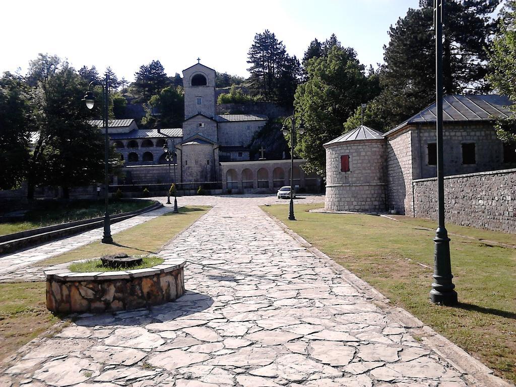 Apartments Mirkovic Cetinje Luaran gambar