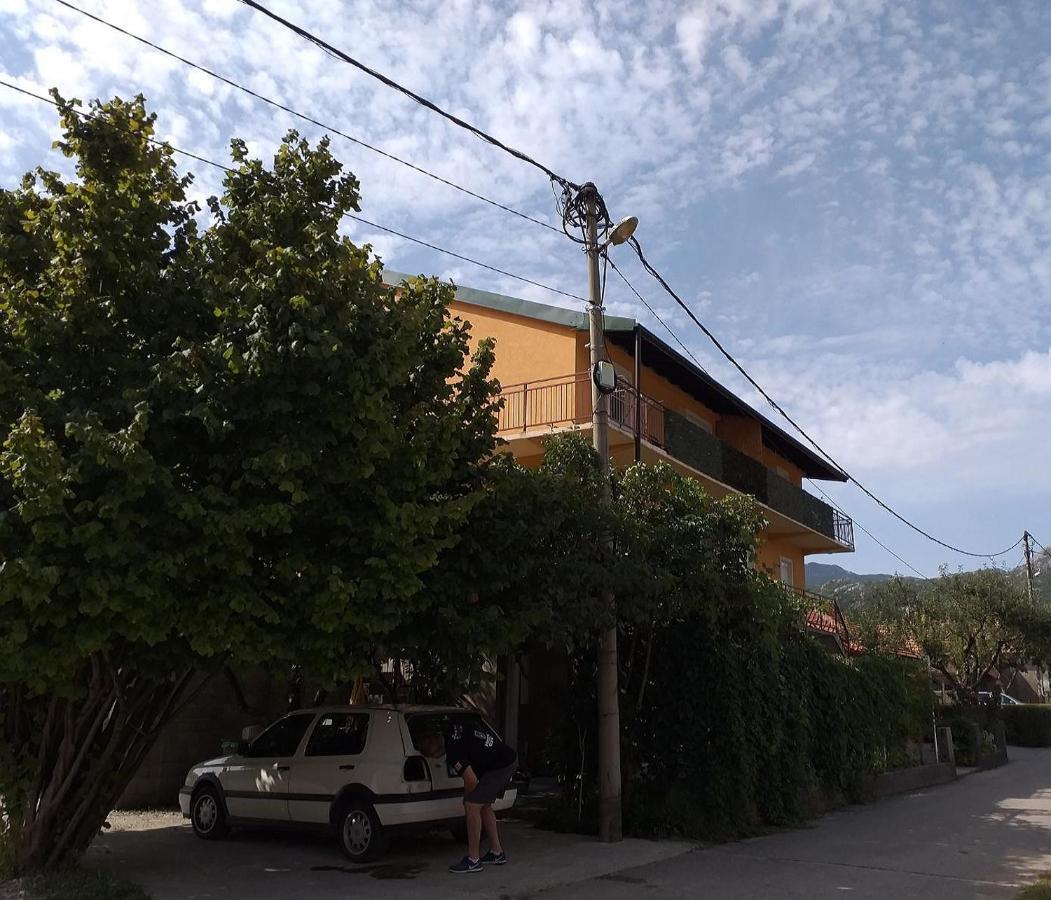 Apartments Mirkovic Cetinje Luaran gambar