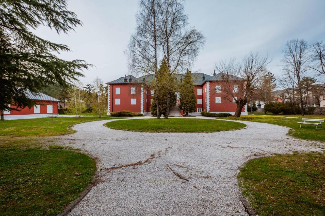 Apartments Mirkovic Cetinje Luaran gambar